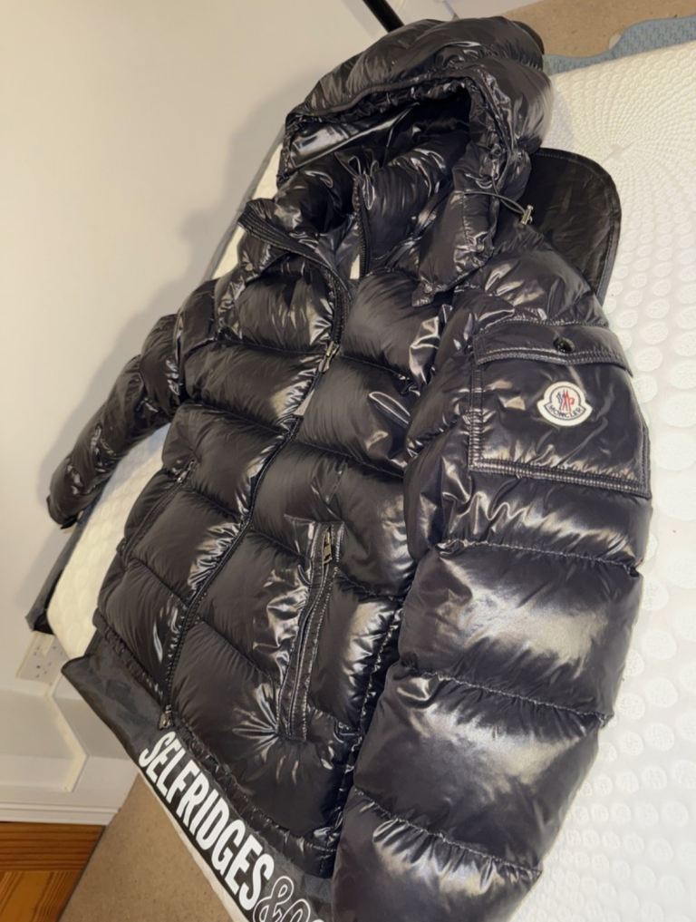 Moncler maya