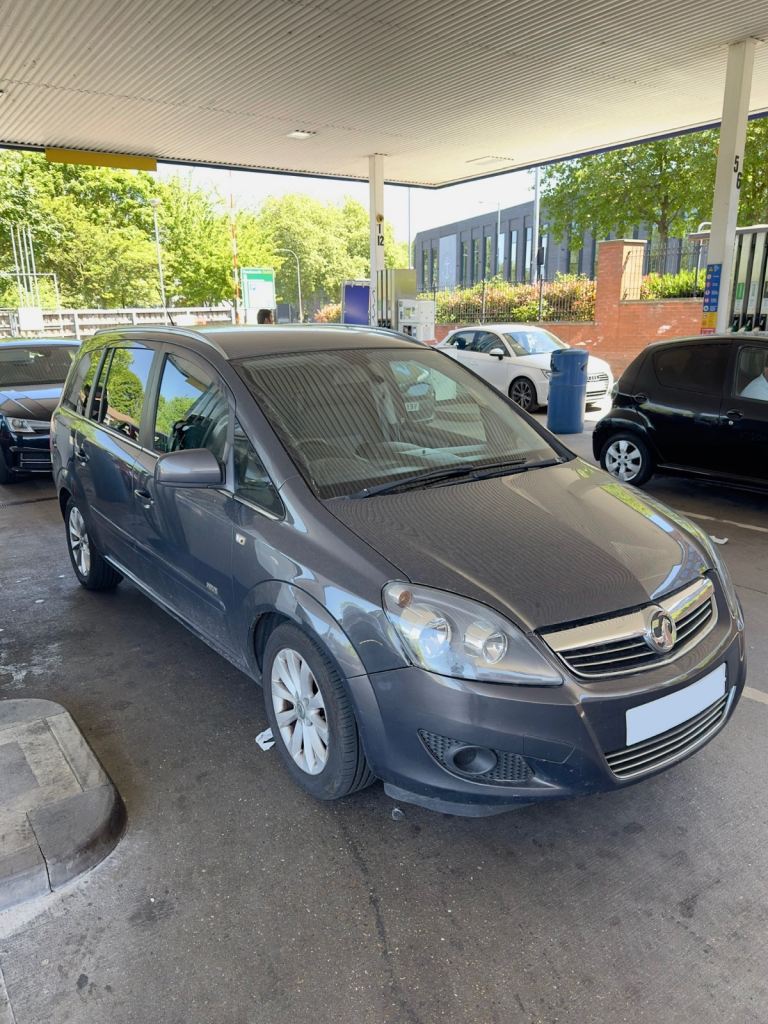 Vauxhall, ZAFIRA, MPV, 2013, Manual, 1686 (cc), 5 doors