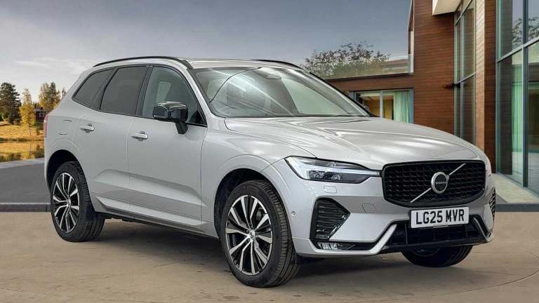 2025 Volvo XC60 Ultra, B5 AWD Mild hybrid, Petrol, Dark ESTATE Petrol/Electric Hybrid Automatic