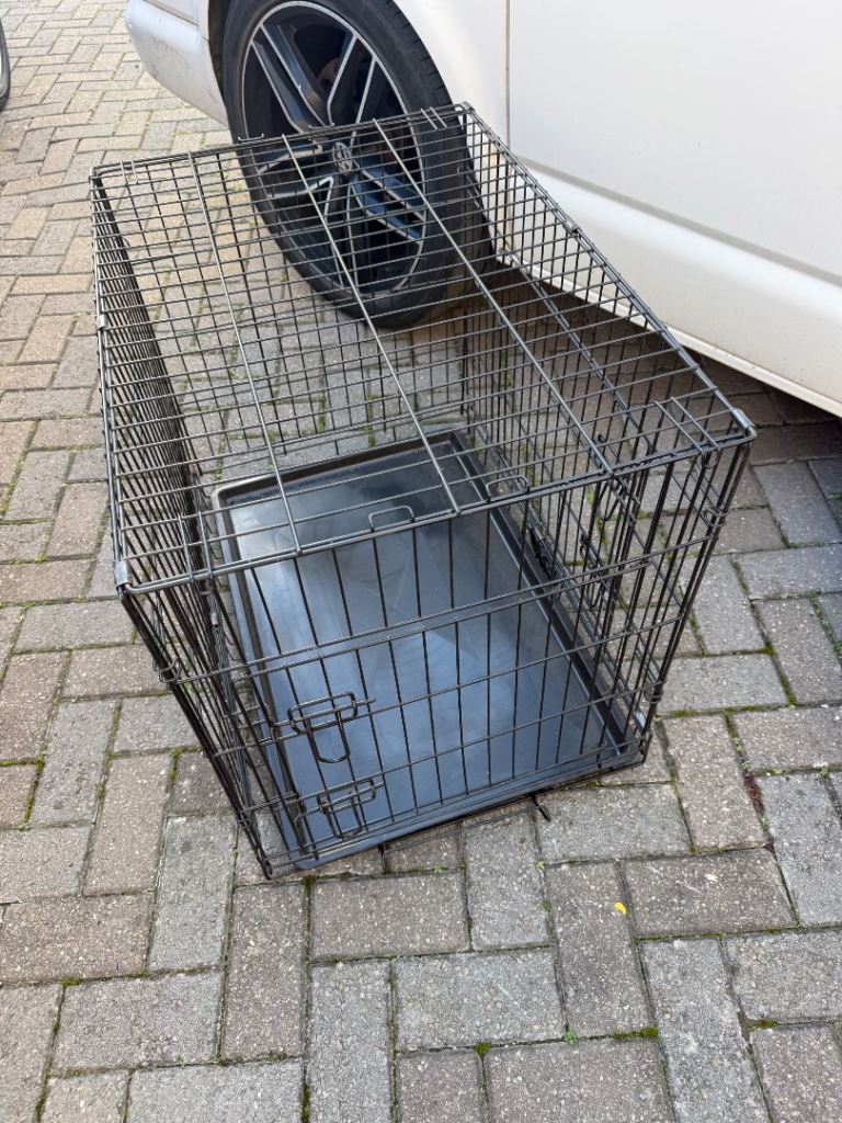 Dog crate 