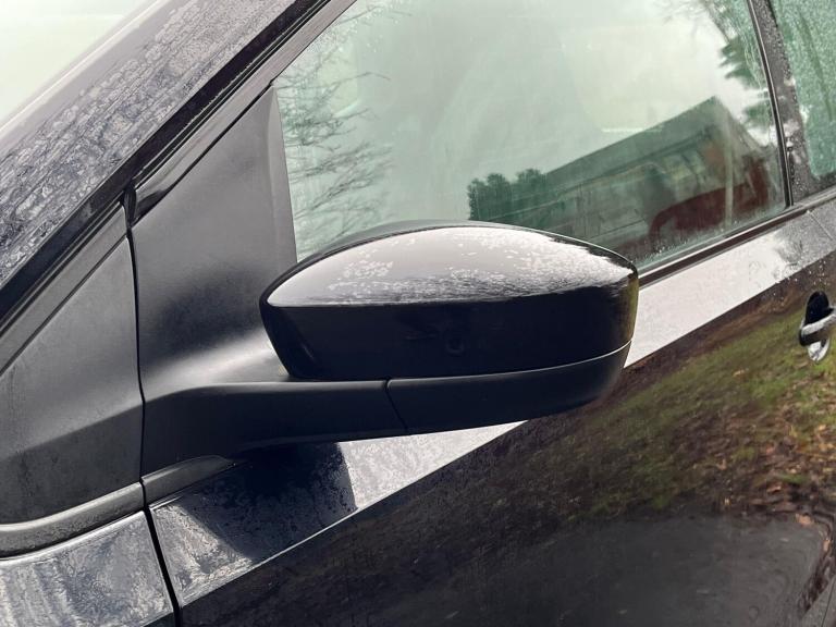 2014 Volkswagen up! 1.0 Move Up 3dr HATCHBACK Petrol Manual