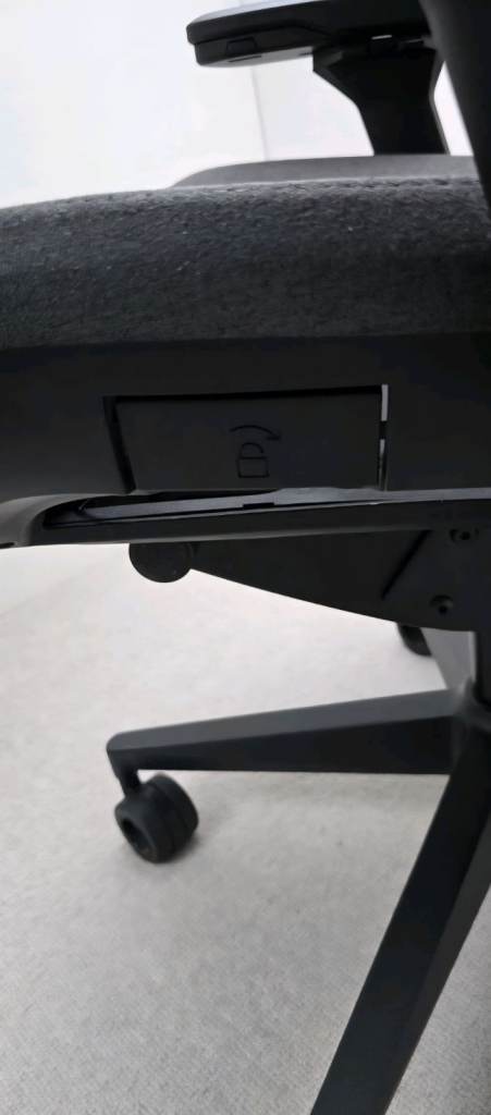 Ergonomic Chair - Fractional Design Refine (Mesh Dark, 4D Armrests, Lumbar & Height Adjestable)