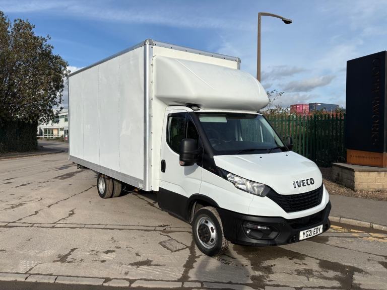 2021 Iveco Daily 3.0 35-160 euro6 twin rear wheel manual 16ft Luton box van