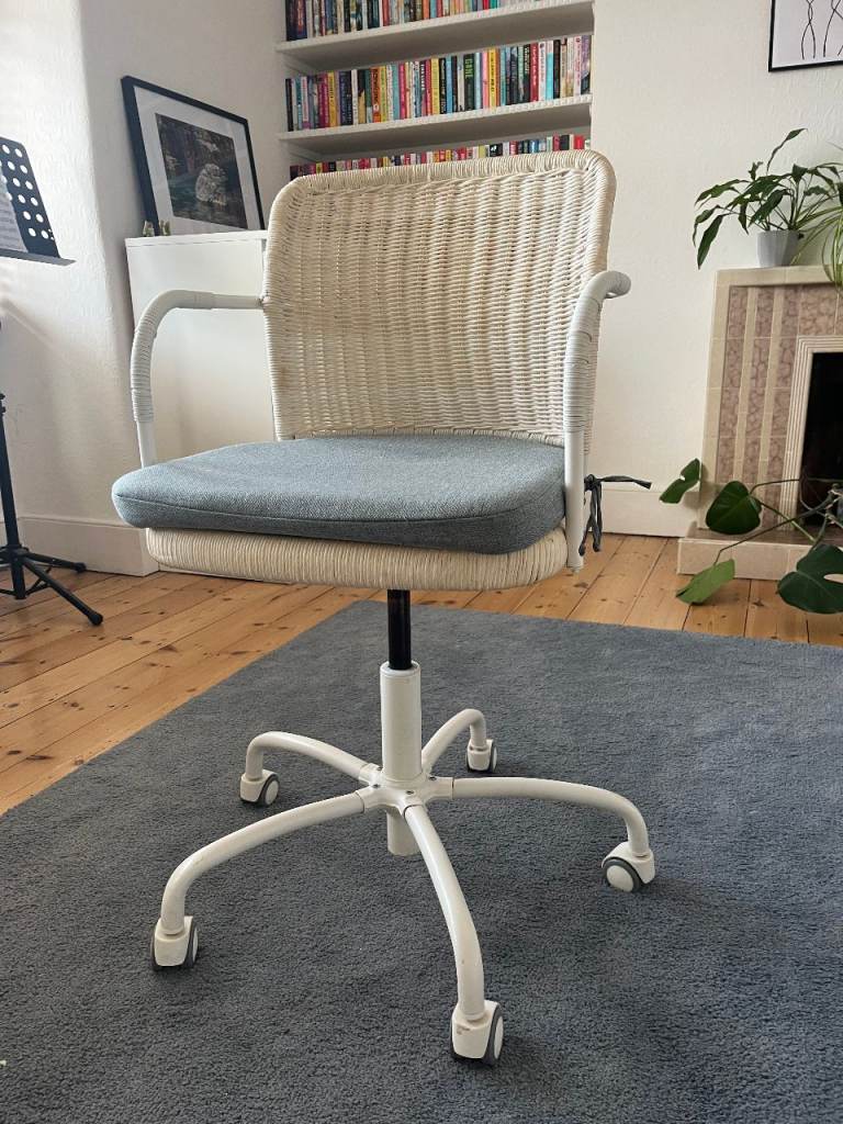 White Wicker office chair