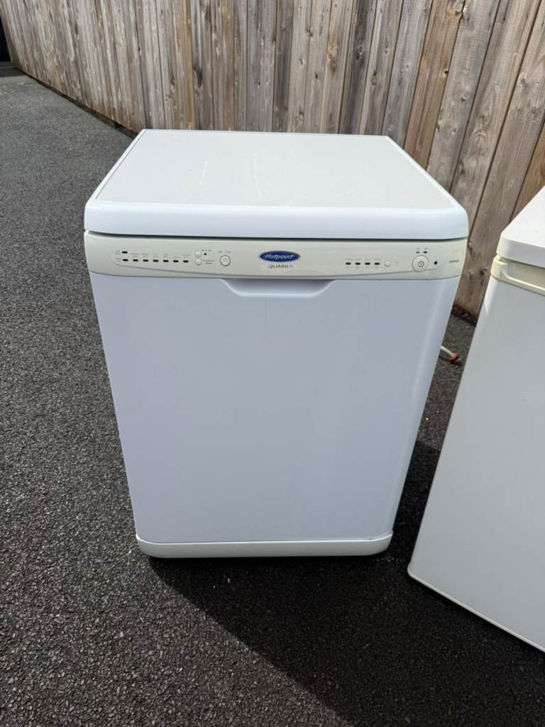 Hotpoint dishwasher Only £70