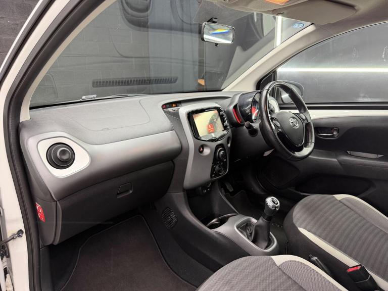 2018 Toyota AYGO 1.0 VVT-i X-Play 5dr HATCHBACK PETROL Manual