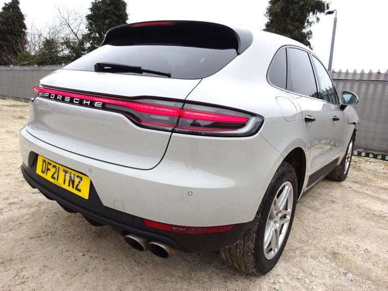 2021 21 REG PORSCHE MACAN S AUTO DAMAGED REPAIRABLE SALVAGE
