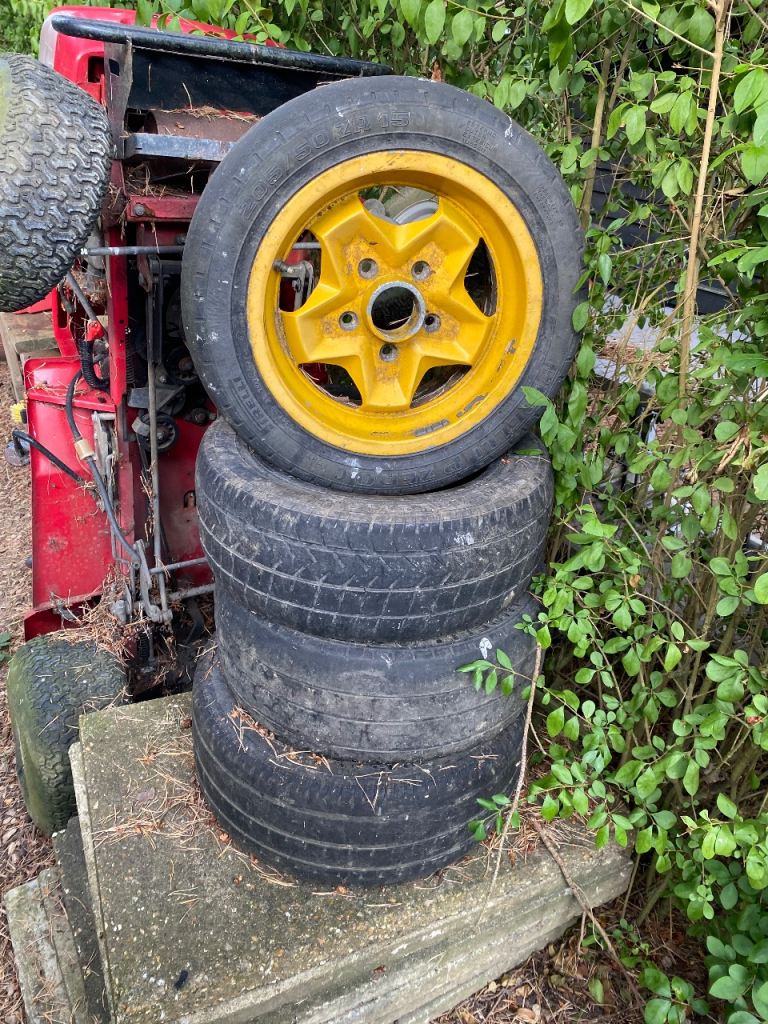 Porsche 944 Racing wheels
