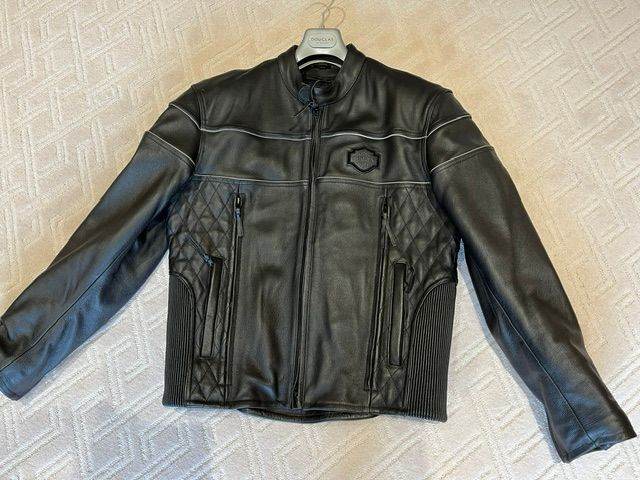 Harley Davidson Men's Motorbike Jacket - Leather Size Medium