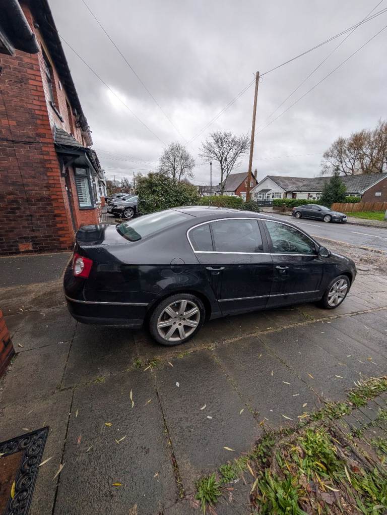 Volkswagen, PASSAT, Saloon, 2010, Manual, 1968 (cc), 4 doors