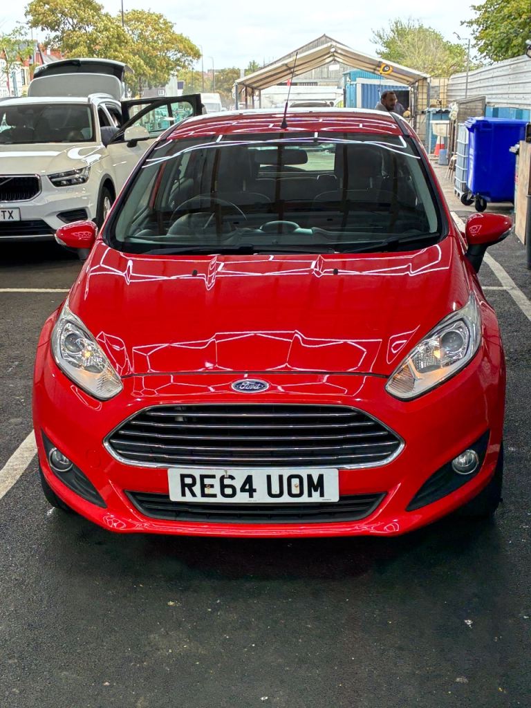 Ford, FIESTA, Hatchback, 2014, Manual, 1241 (cc), 5 doors
