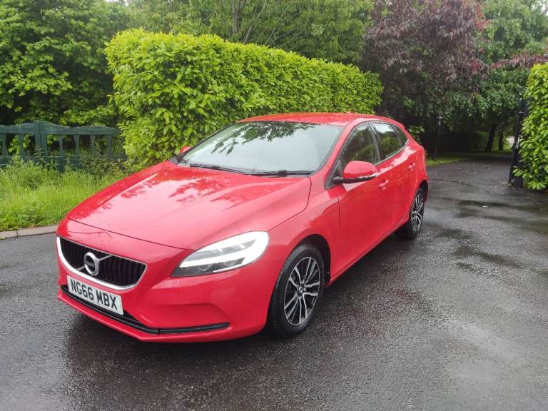 Volvo, V40, Hatchback, 2017, Manual, 1969 (cc), 5 doors
