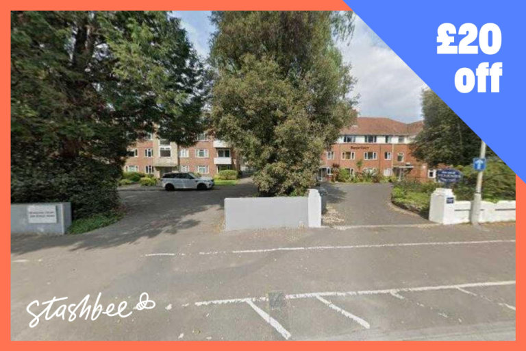 Fantastic 200 Sq Ft Garage available to rent in Poole (BH12)