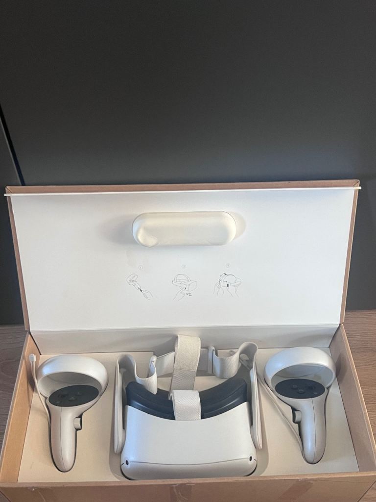 Oculus Quest 2 VR Headset with Controllers – Good Condition