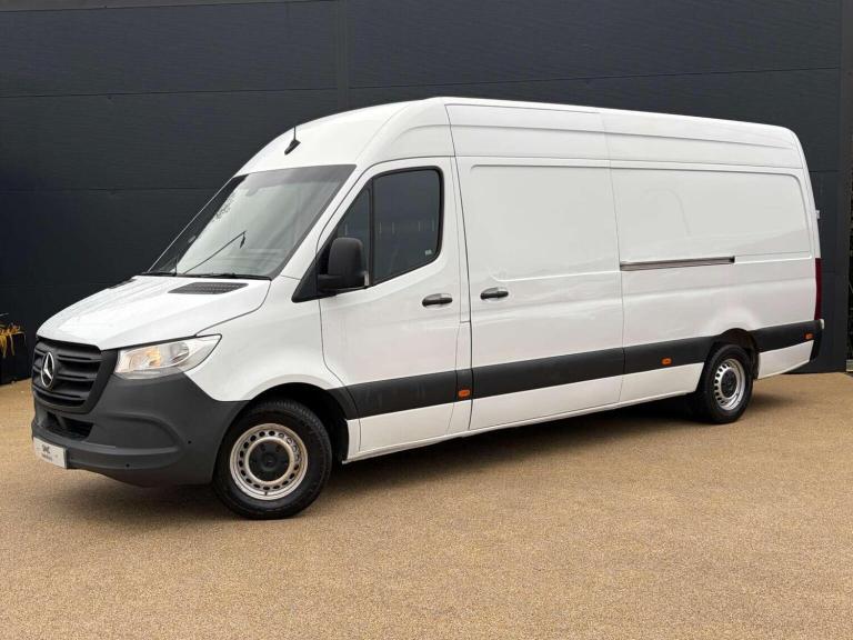 MERCEDES-BENZ SPRINTER 2.0 315 CDI Progressive RWD L3 H2 Euro 6 (s/s) 5dr 2020