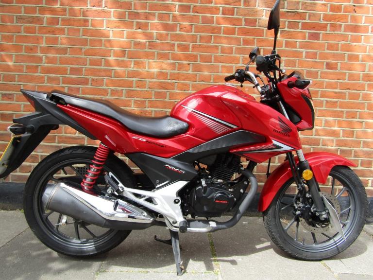 HONDA CB125 F , IN FANTASTIC CONDITION , ONE YEARS MOT , 2019 , 2 NEW TYRES .