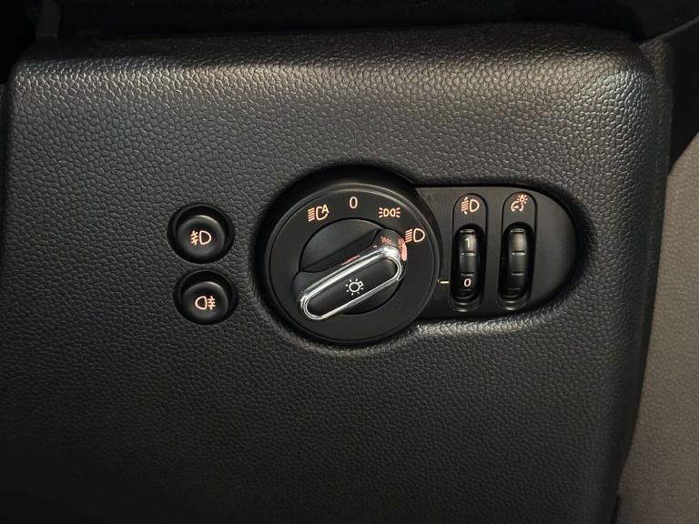 2020 MINI Hatch 2.0 Cooper S Sport II 3dr Auto HATCHBACK PETROL Automatic