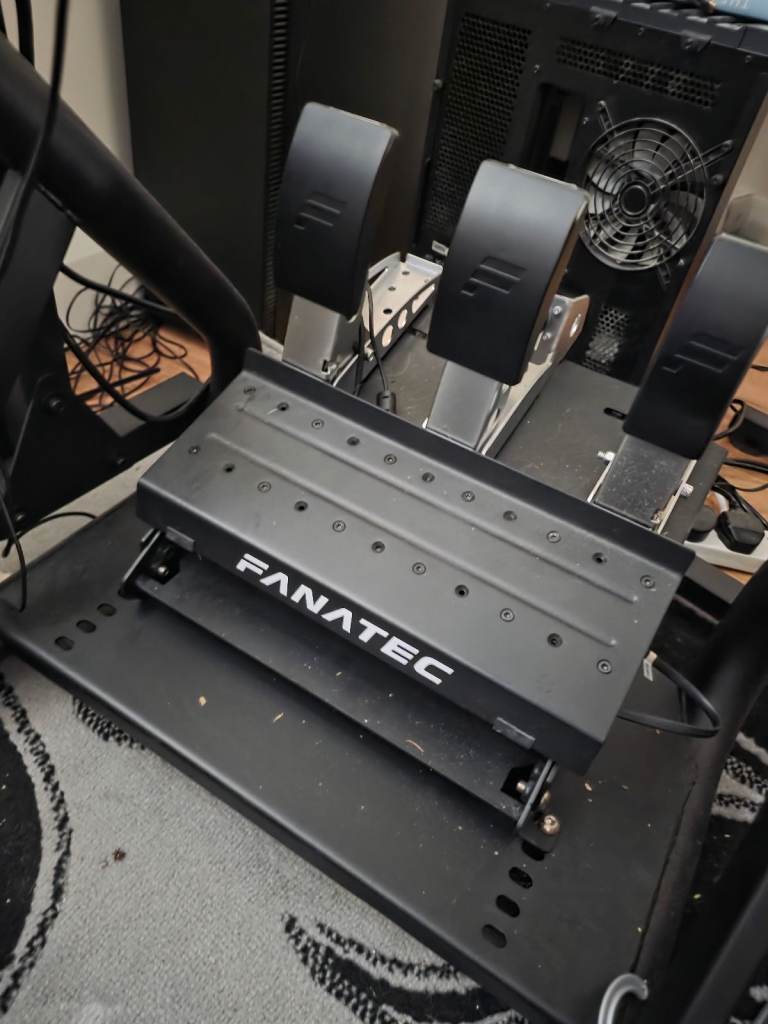 Fanatec racing rig