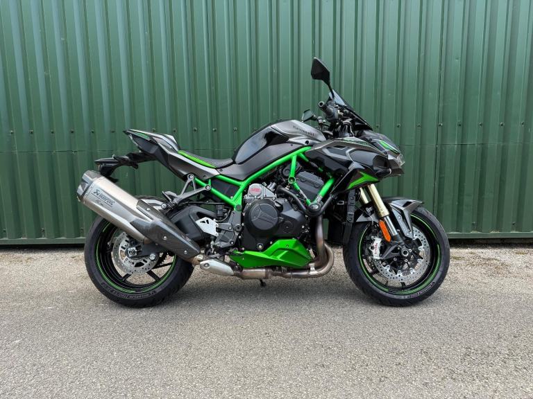 Kawasaki Z H2 SE Performance RPFNN 2023 Full Spec Super Naked 5k Miles FSH 