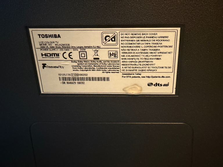 Toshiba 52 inch LED TV with Freeview – Good Condition