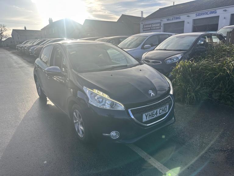 2014 Peugeot 208 1.2 VTi Style 5dr HATCHBACK Petrol Manual