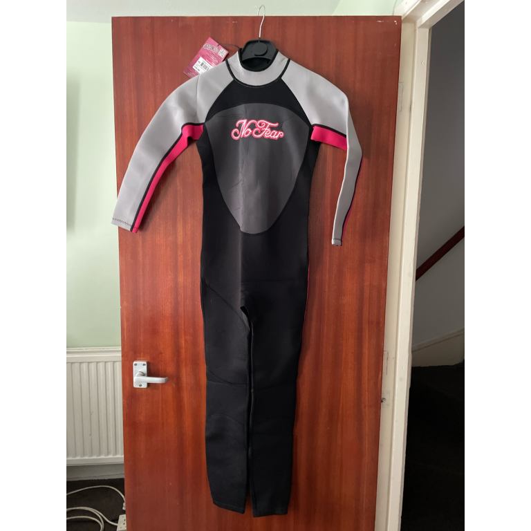 Swimming wetsuit 