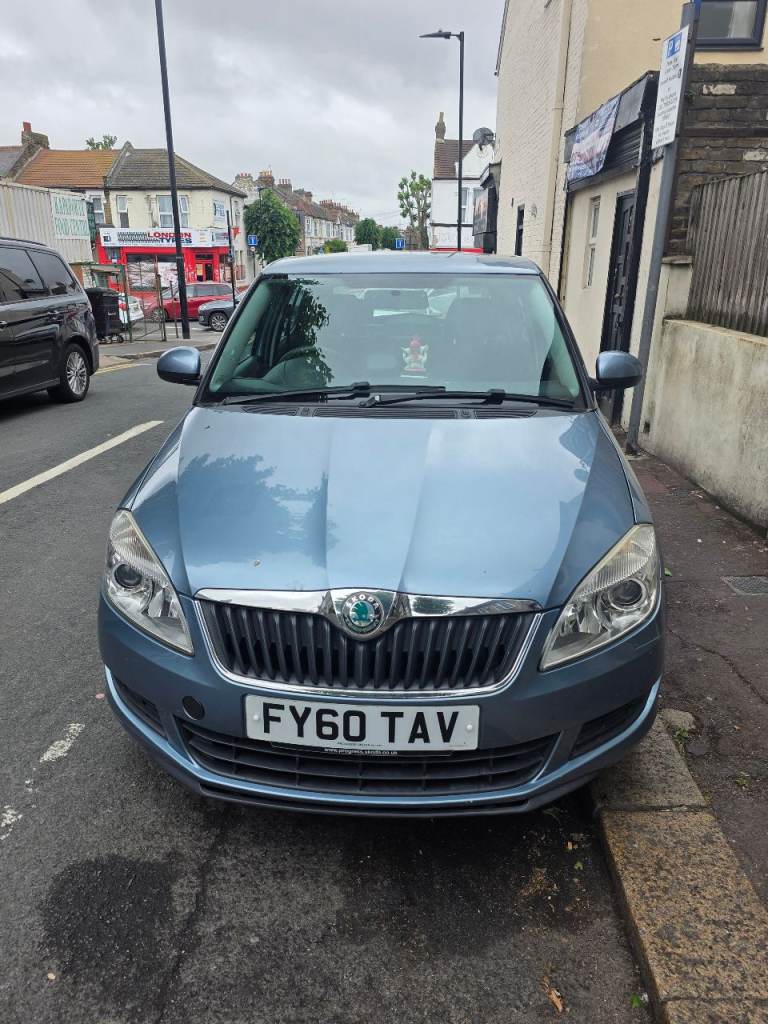 Skoda, FABIA, Hatchback, 2010, Semi-Auto, 1197 (cc), 5 doors