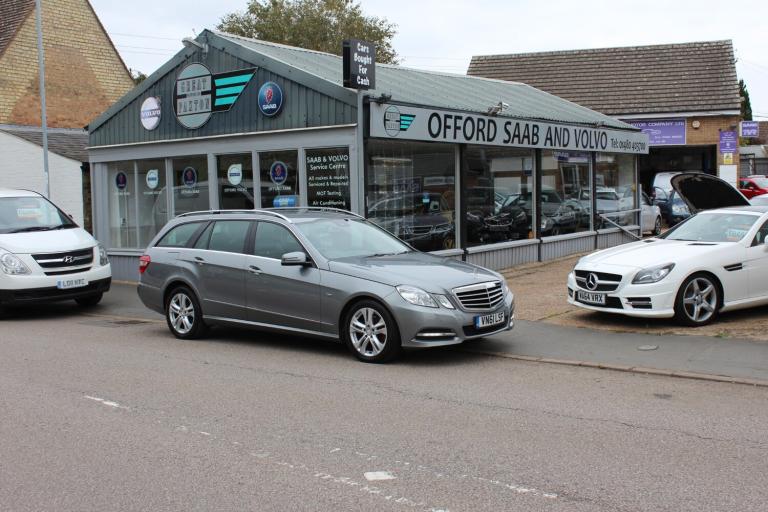 2011 Mercedes-Benz E Class E220 CDI BlueEFF Avantgarde Ed 125 5dr Tip Auto Estate Diesel Automatic