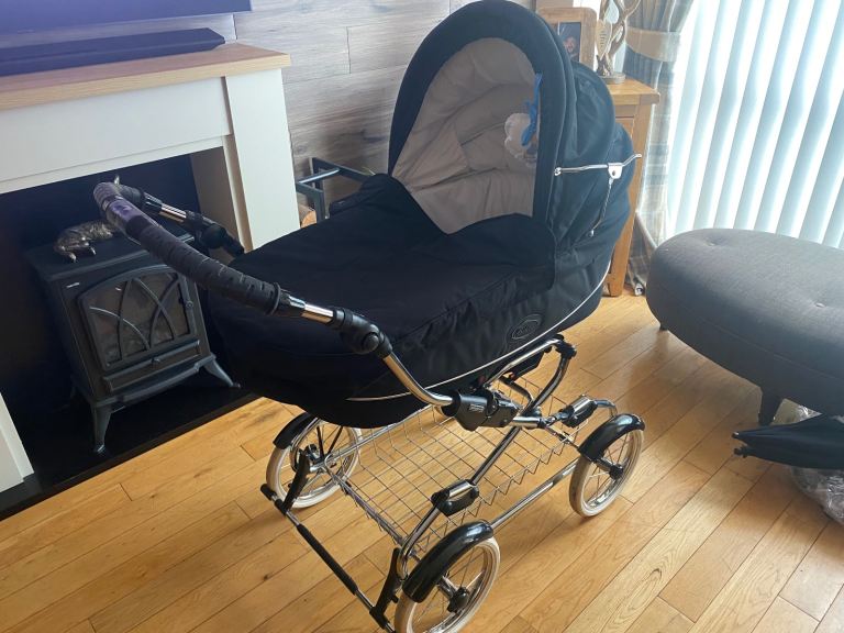 Bebecar- pram and car seat - Excellent Condition