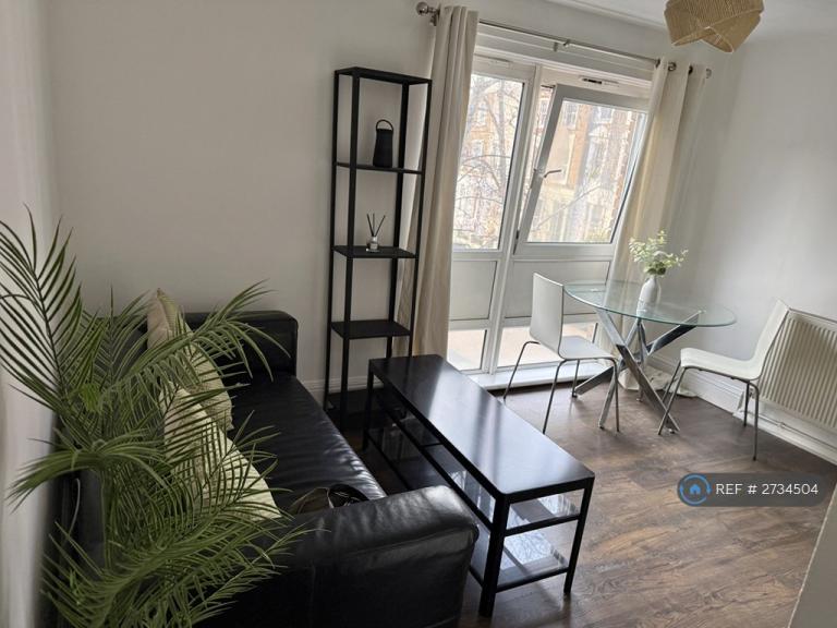 1 bedroom flat in Westbourne Park Road, London, W11 (1 bed) (#2734504)