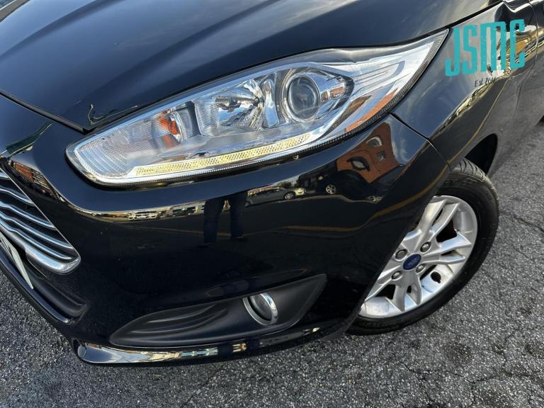 2015 Ford Fiesta 1.25 Zetec Hatchback 3dr Petrol Manual Euro 6 (82 ps) Hatchback Petrol Manual