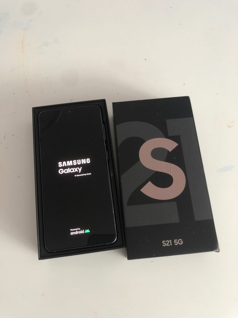 Samsung galaxy s21 and s22