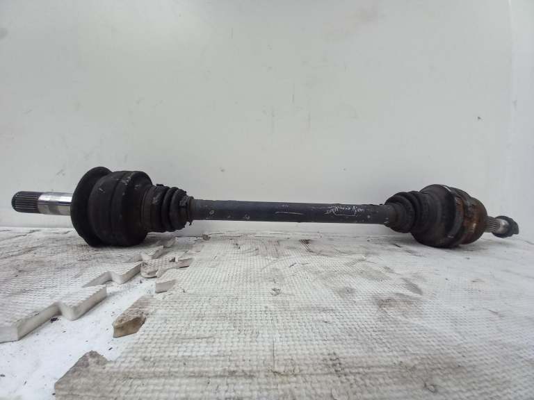Mercedes C Class Driveshaft N/S 2007-2015 Petrol 7 [Mvr:Speed] Automatic Lh A20