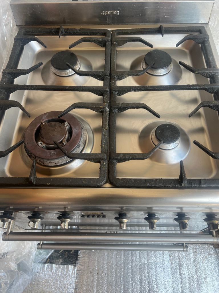 4 burner gas hob with double oven £40