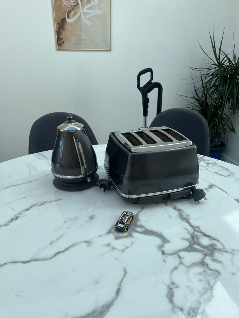 Kettle and toaster