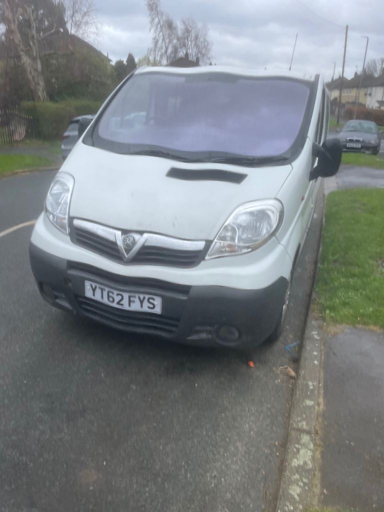 Vauxhall vivaro crew cab