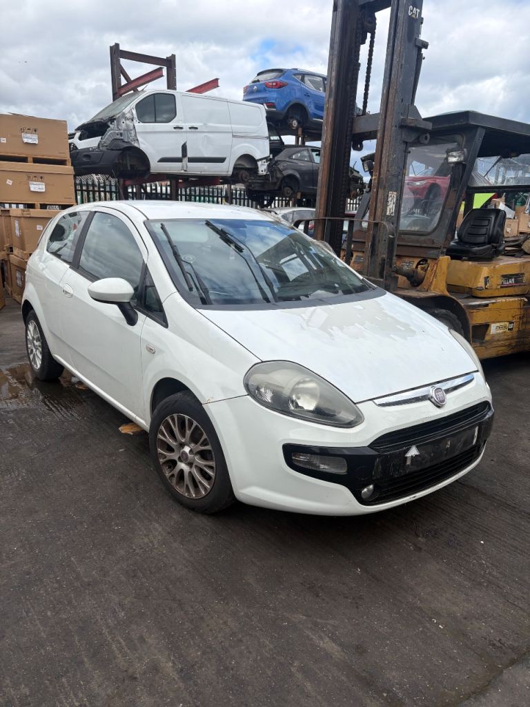 2011 Fiat Punto Breaking Only