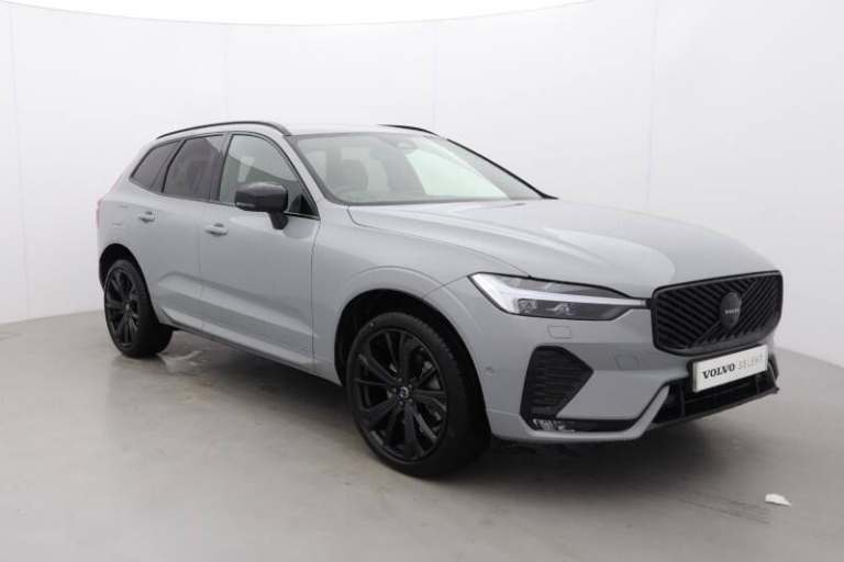 VOLVO XC60 2.0 B5P Plus Pro Black Edition 5dr AWD Geartronic