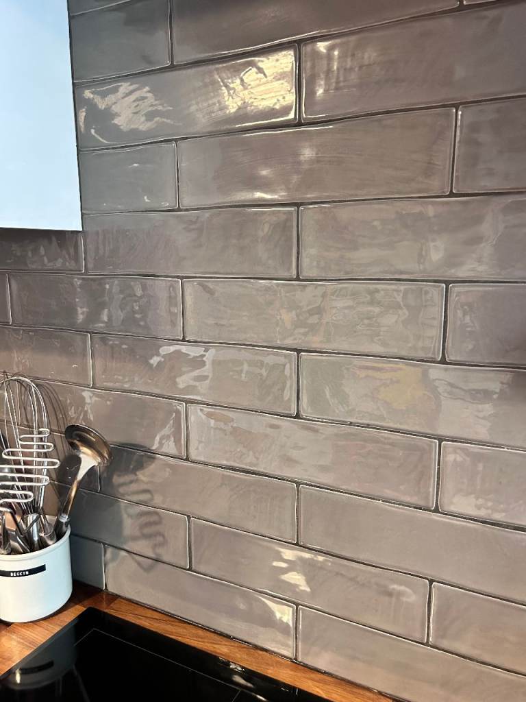 New 60 'Spanish Eco Ceramic' Grey Wall Tiles - Gloss Finish