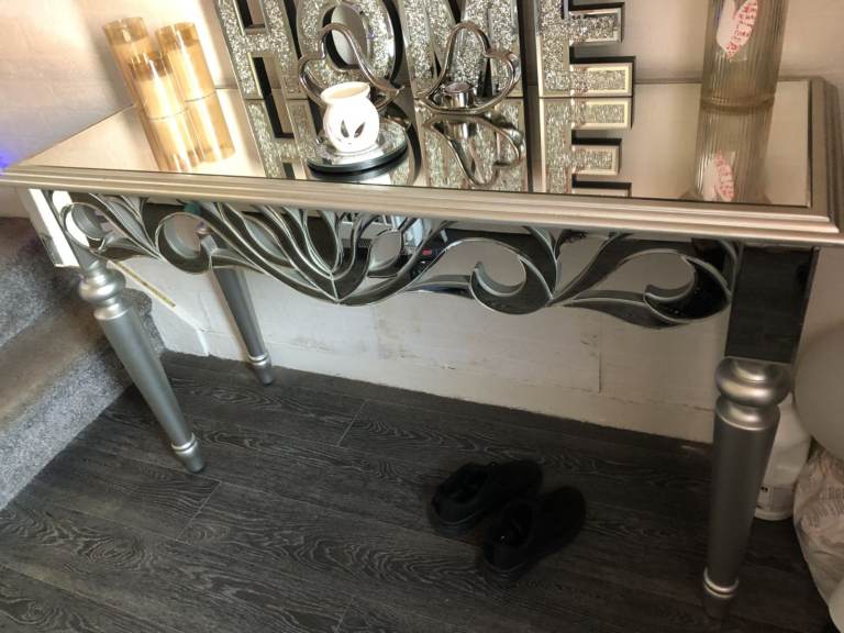 mirrored console table