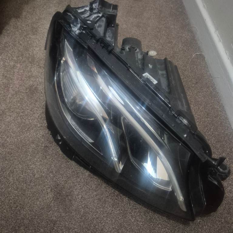 Mercedes e class 2018 w213 front right headlight 