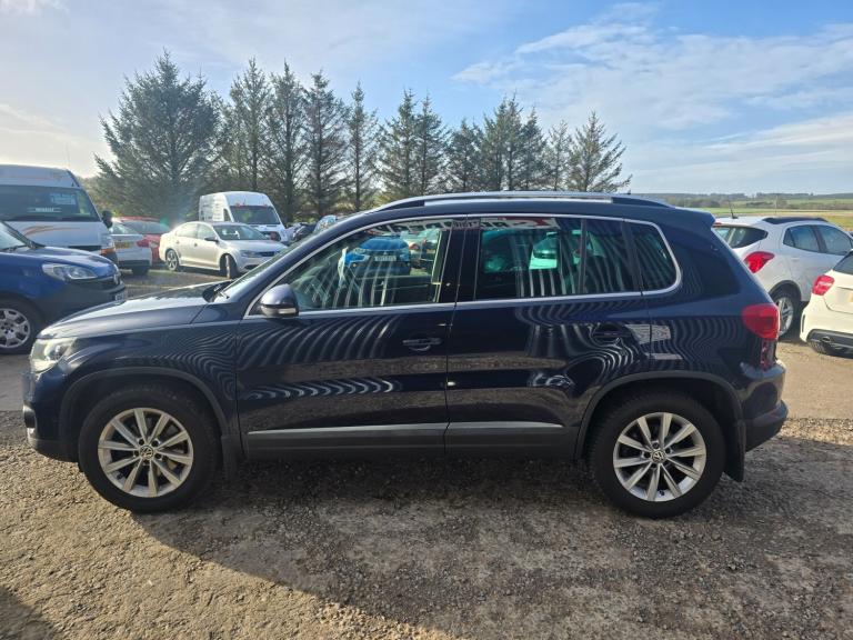 2012 Volkswagen Tiguan 2.0 TDi BlueMotion Tech SE 5dr ESTATE Diesel Manual