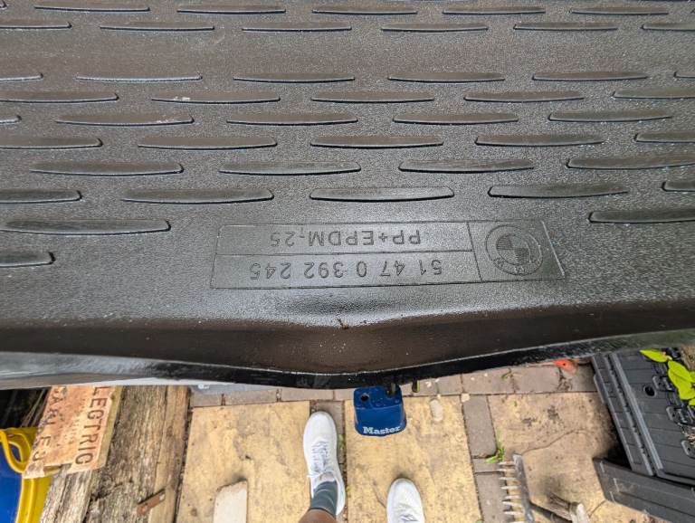 Genuine BMW Series 1 boot liner