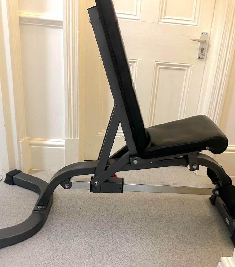 BodyMax adjustable weight bench - oval foot great for space next to leverage gym