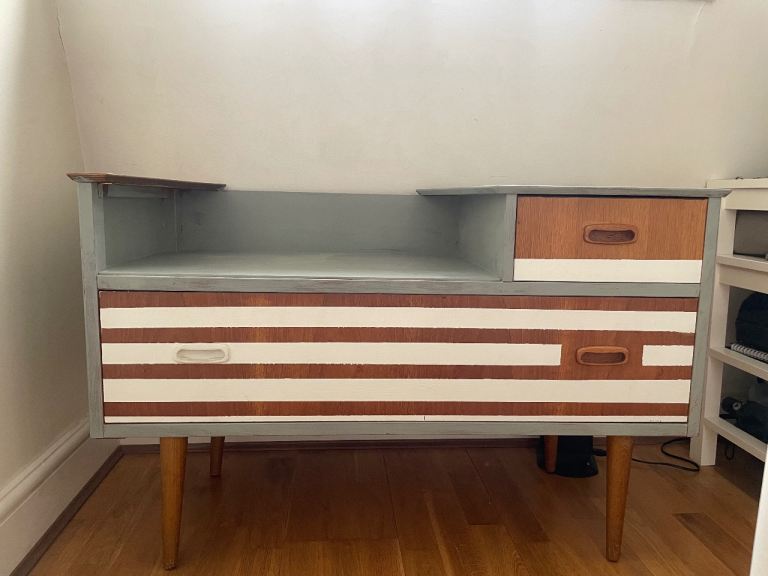 Mid-century mini credenza 
