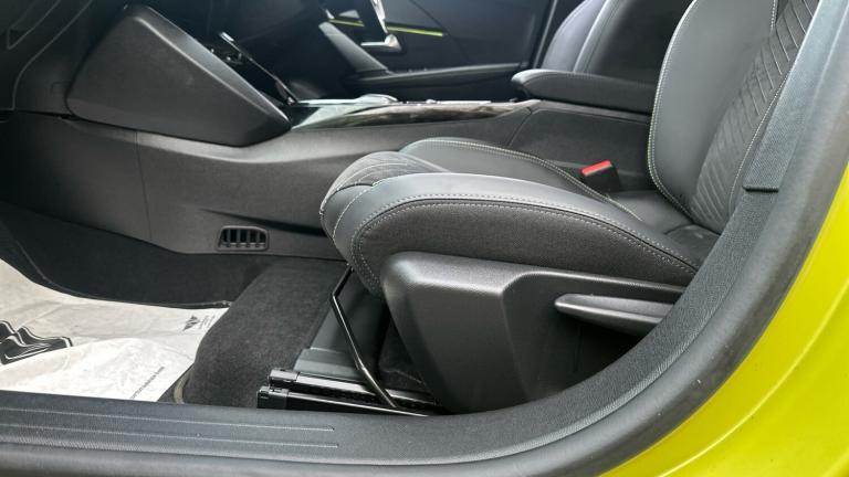 2024 Peugeot 208 1.2 Hybrid 136 GT 5dr e-DSC6 HATCHBACK PETROL Automatic