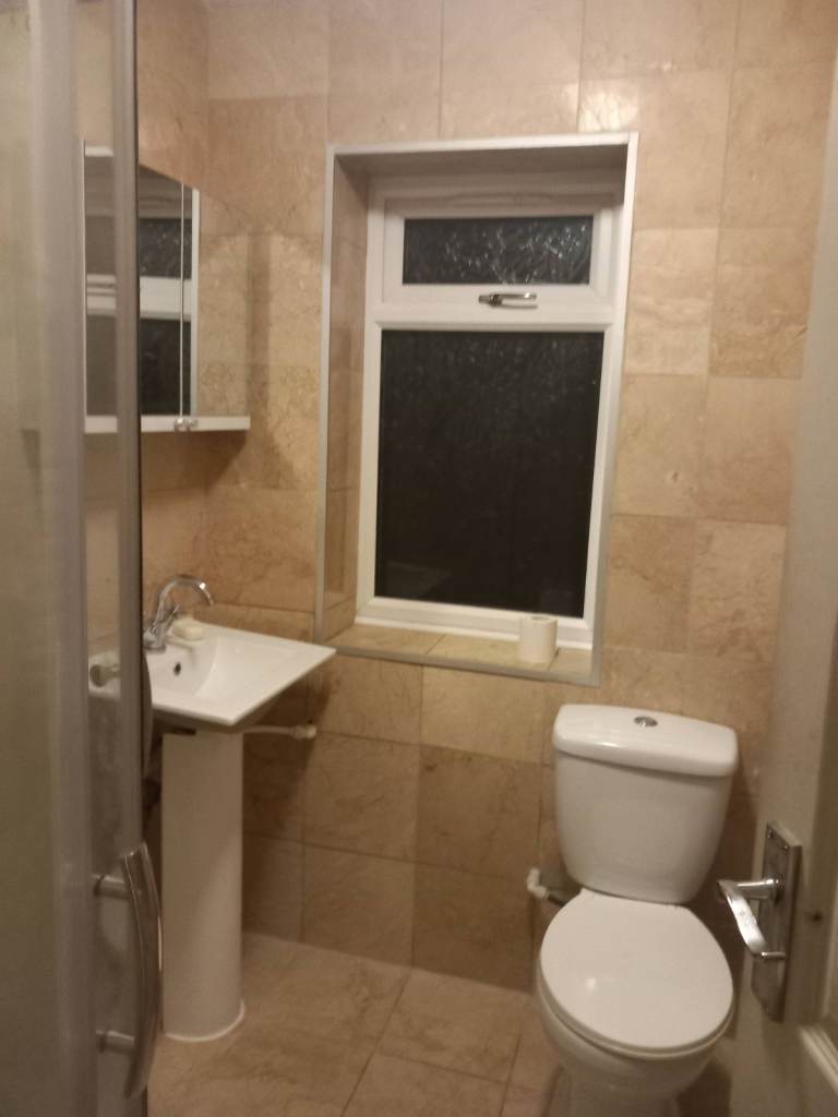 good size room for 1 person, all bills included