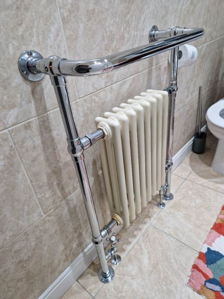 Vicorian Radiator/ Heated Towel Rail