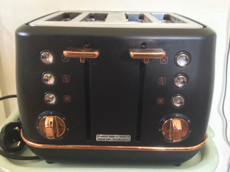 Morphy Richards Black & Rose Gold 4-Slice Toaster
