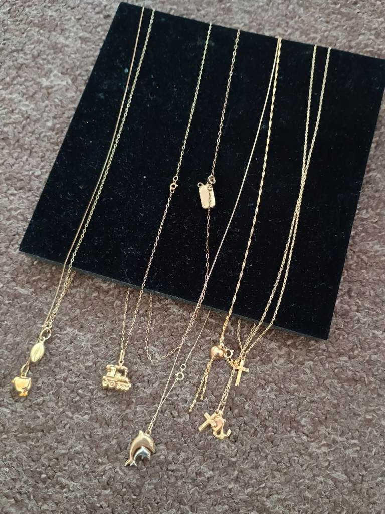 Gold 9 ct necklaces £43 per gram 